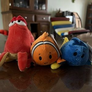 Finding dory itty bittys